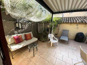 Résidence 665-bandol - Magnifique Rez de villa T1 bis à Bandol MAE-0974